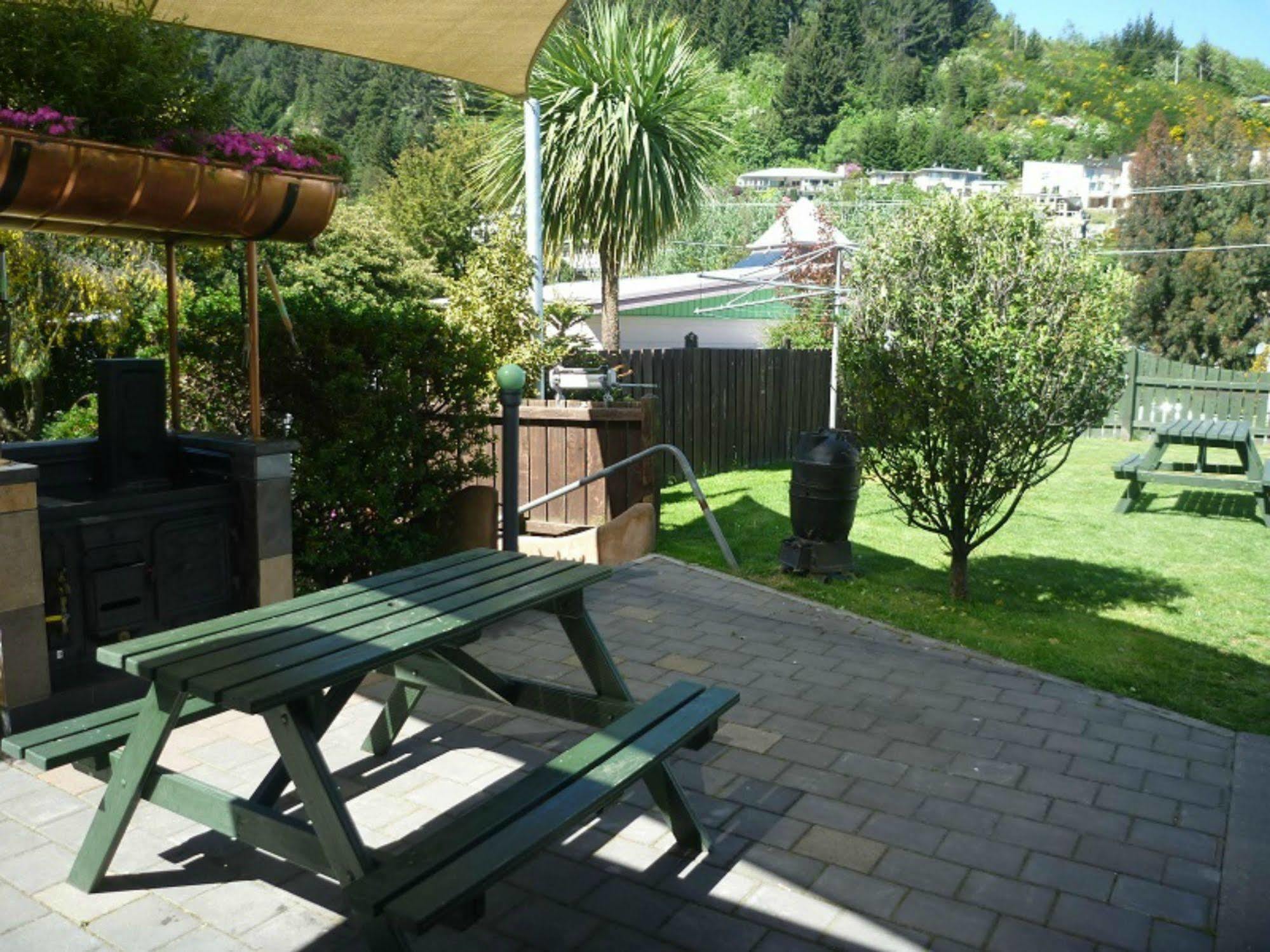 Queenstown Holiday Park Creeksyde Exterior foto